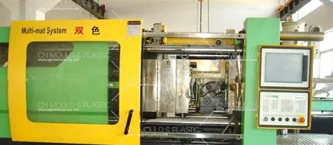 Macchine per lo stampaggio ad iniezione a doppio colpo