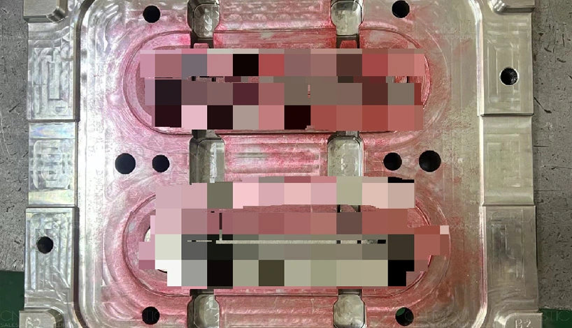 Cablaggio e connettore stampaggio ad iniezione