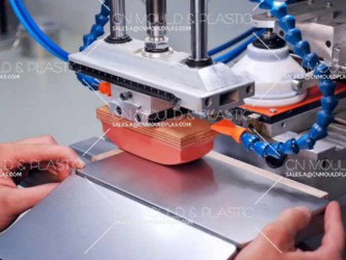 Introduzione al processo di trattamento superficiale dei materiali: tampografia